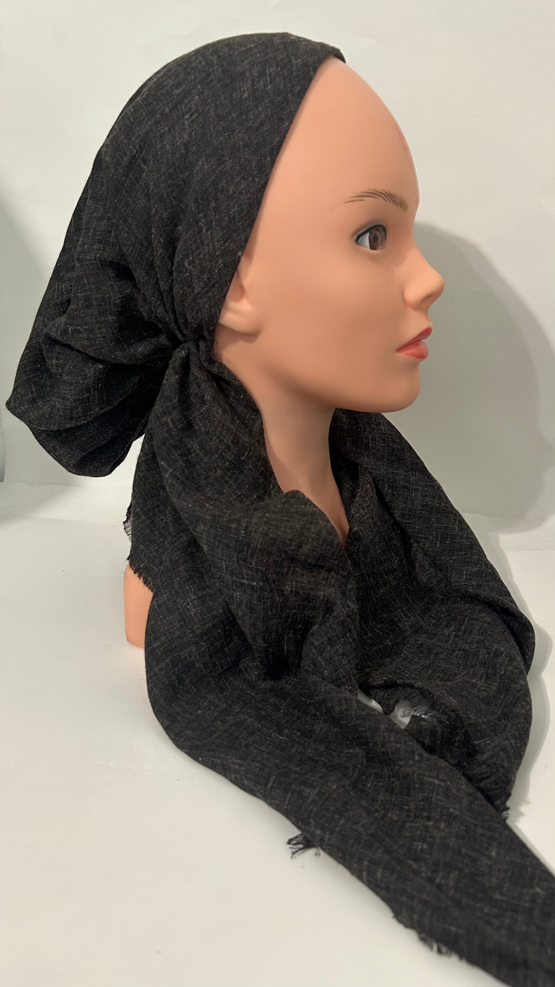 The "linen" look Pre-Tied Scarf