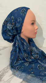 Paisley Pre-tied Scarf