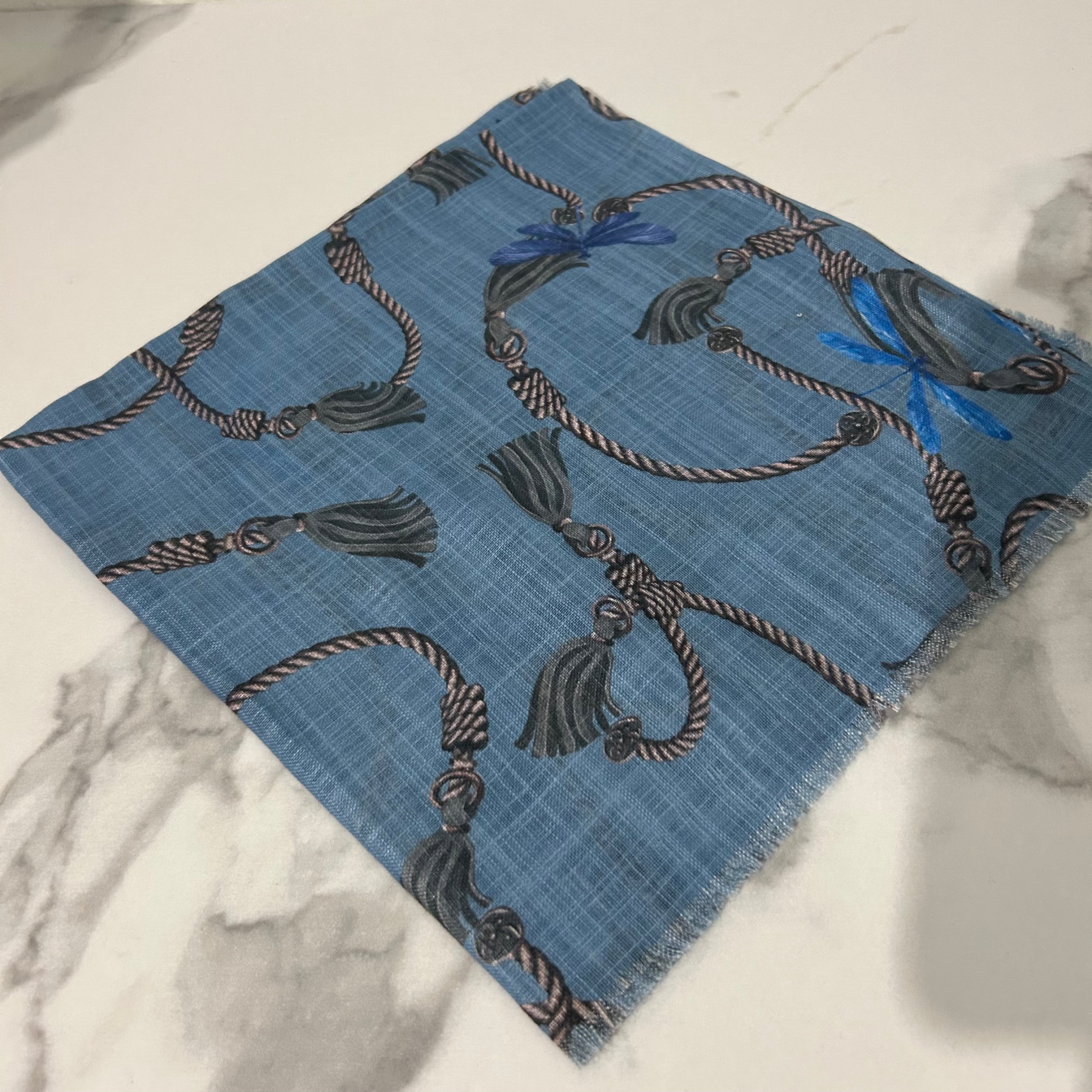The Tassle Scarf