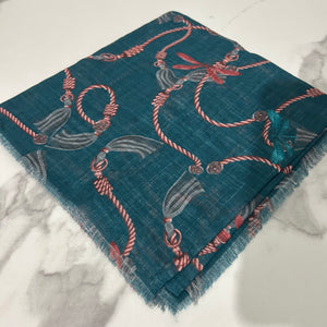 The Tassle Scarf